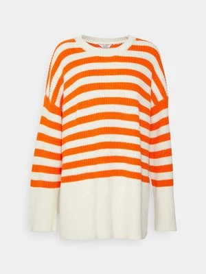 Sweter MbyM koralowy