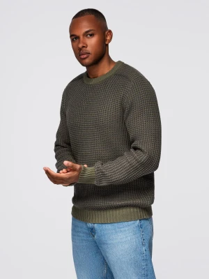 Sweter męski o kontrastowym splocie z okrągłym dekoltem – ciemnooliwkowy V2 - Rozmiar: XL Ombre Clothing
