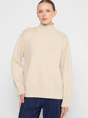 Sweter Minimum