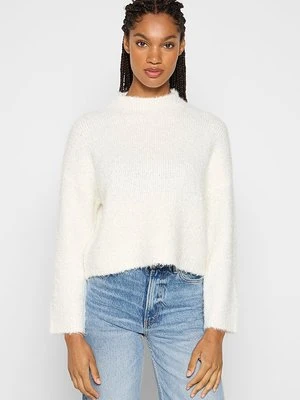 Sweter Minus