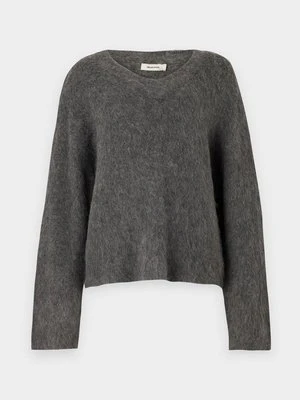 Sweter Modström