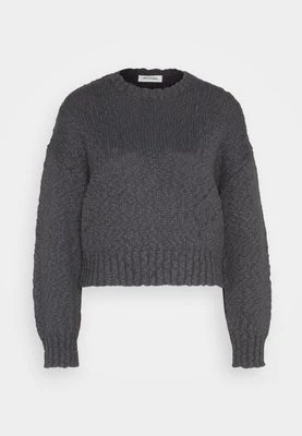 Sweter Monki