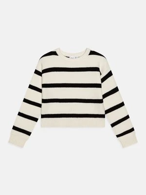 Sweter name it