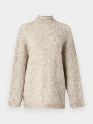 Sweter Nanushka