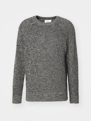 Sweter NN.07