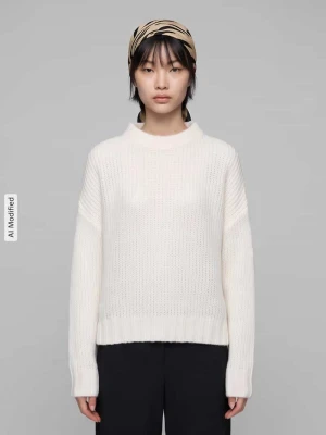 Sweter o kroju oversized z mieszanki wełny z dodatkiem alpaki model 'Sloossy' Hugo Złamany biały