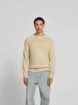 Sweter o kroju regular fit o wyglądzie dzianiny Closed Złamany biały