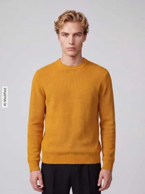 sweter o kroju regular fit z czystej bawełny model 'DANE' Selected Ciemnożółty