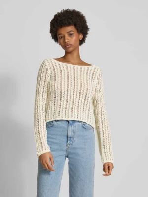 Sweter o kroju regular fit z dekoltem w łódkę model ‘SIRI’ Pieces