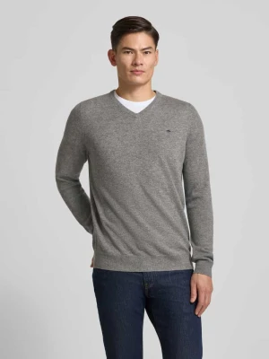 Sweter o kroju regular fit z mieszanki wełny i kaszmiru model ‘Merino’ FYNCH-HATTON