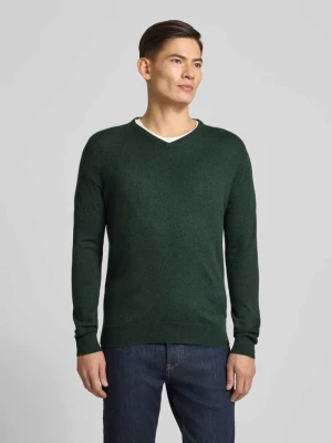 Sweter o kroju regular fit z mieszanki wełny i kaszmiru model ‘Merino’ FYNCH-HATTON