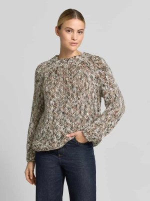 Sweter o kroju regular fit z dodatkiem żywej wełny Rich & Royal Złamany biały