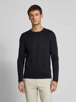 Sweter o kroju regular fit z dzianiny z czystej bawełny – Marc O'Polo × DFB Travel Collection