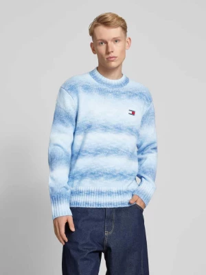 Sweter o kroju regular fit z dzianiny z dodatkiem wełny z wyhaftowanym logo Tommy Jeans