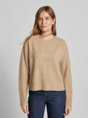 Sweter o kroju regular fit z dzianiny ze szwem na piersi model ‘ESTI’ Vero Moda