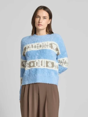 Sweter w kroju regular fit o wyglądzie dzianiny z haftowanym logo Oui