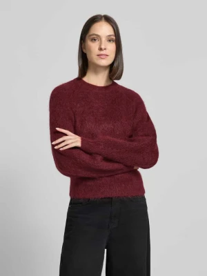 sweter o kroju regular fit z krojem krótkim model 'SLWMIRA' Selected Bordowy