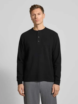 Sweter o kroju regular fit z listwą guzikową model ‘Kilano’ drykorn