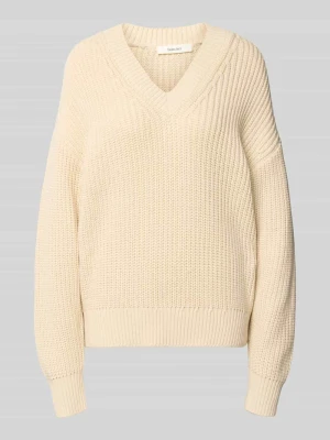 sweter o kroju regular fit z mieszanki bawełny model 'SELMA' Selected Złamany biały