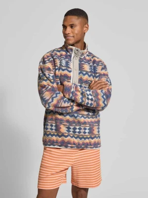 Sweter o kroju regular fit z naszywką z logo Columbia