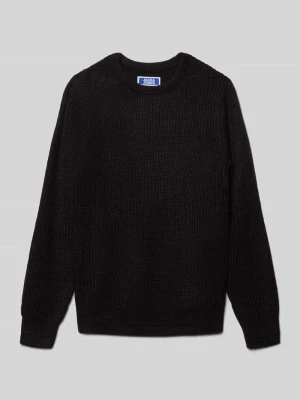 Sweter o kroju relaxed fit z efektem dzianiny model ‘Kaito’ jack & jones