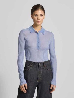 Sweter o kroju slim fit z dzianiny z mieszanki żywej wełny model ‘FUGENEL’ Boss Orange