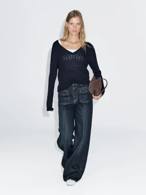 Sweter O Splocie Warkoczowym Z Dekoltem W Serek - Granatowy - - Massimo Dutti - Kobieta