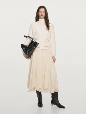 Sweter O Splocie Warkoczowym Z Dekoltem W Serek - Surowy - - Massimo Dutti - Kobieta