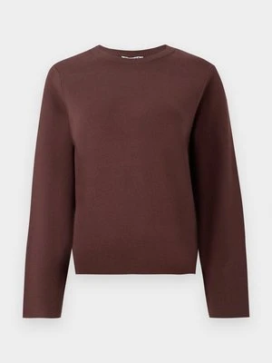 Sweter Object