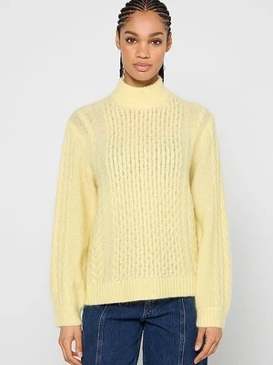 Sweter Object