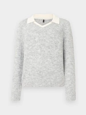 Sweter Only jasnoszary melanż