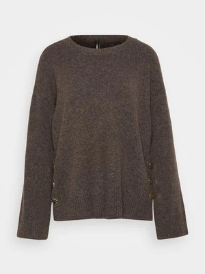 Sweter Only brązowy