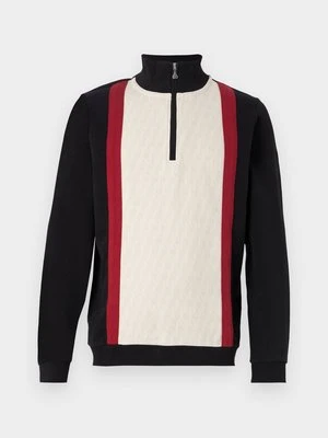 Sweter Open Era
