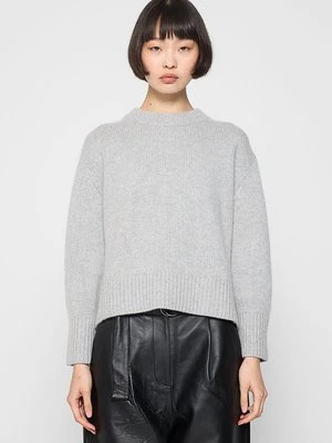 Sweter & Other Stories