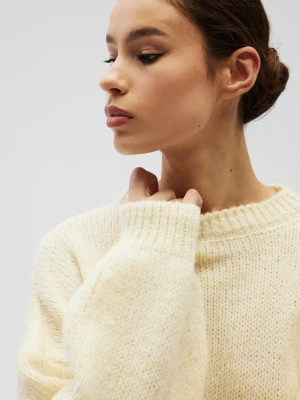 Sweter oversize z bufiastymi rękawami w kolorze BUTTER YELLOW - RIVERO-UNI Marsala