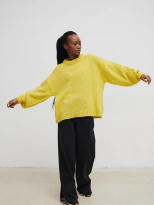 Sweter oversize z bufiastymi rękawami w kolorze LEMON - RIVERO-UNI Marsala