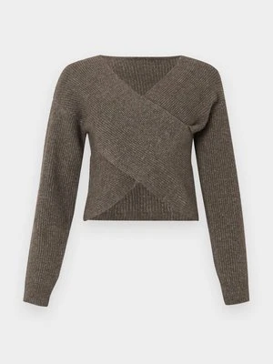Sweter Pieces