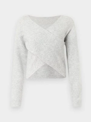 Sweter Pieces jasnoszary melanż