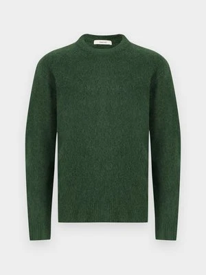 Sweter Selected