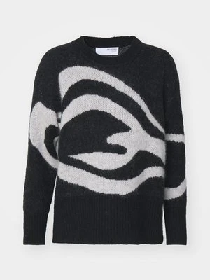 Sweter Selected