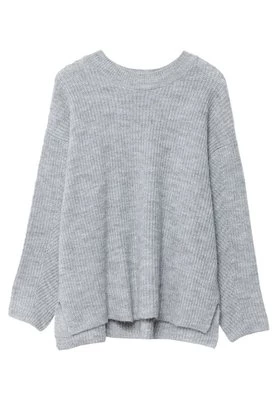 Sweter Stradivarius