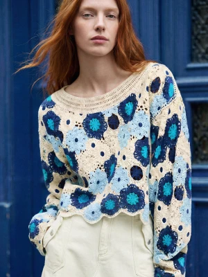 sweter szydełkowy w kwiaty Desigual