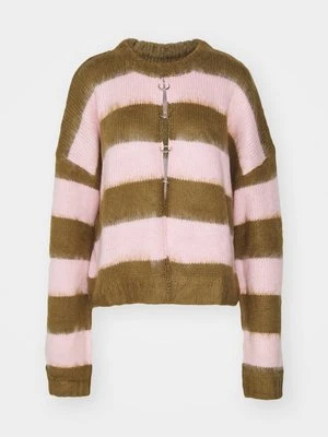 Sweter The Ragged Priest