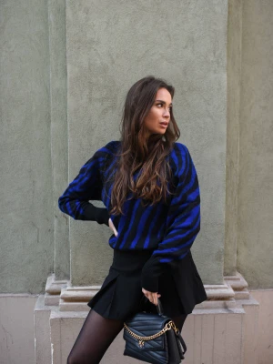 Sweter Vanesia Cobalt LAURELLA