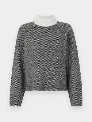 Sweter Vero Moda mleczny