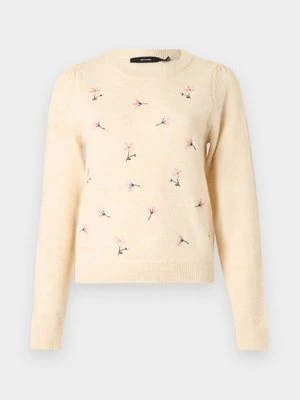 Sweter Vero Moda mleczny
