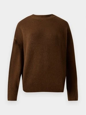 Sweter Vero Moda brązowy