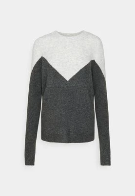 Sweter Vero Moda Tall