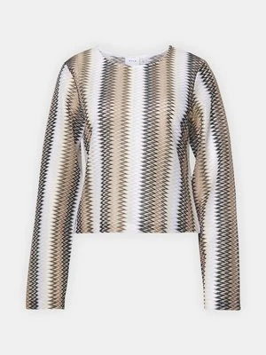 Sweter Vila
