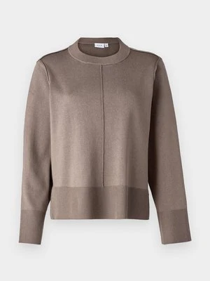 Sweter Vila